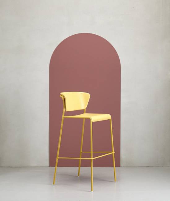 Стул полубарный пластиковый Lisa Technopolymer горчичный 520х500х880 мм Стул полубарный пластиковый Lisa Technopolymer горчичный 520х500х880 мм