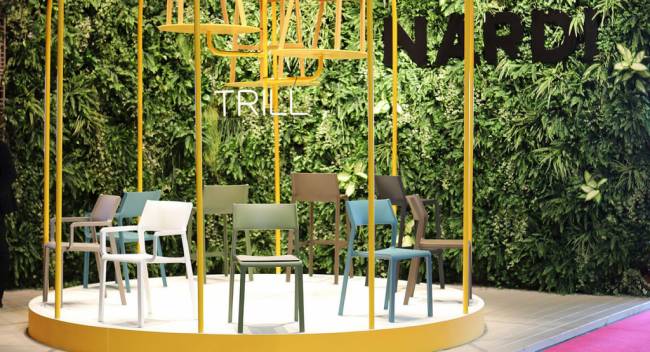 Кресло пластиковое Trill Armchair бирюзовый 585х535х825 мм